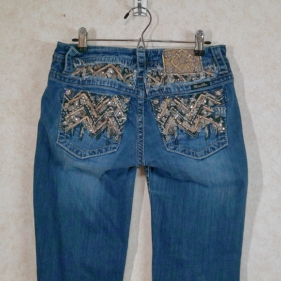 Miss Me Signature Boot Jeans Sequin Rhinestone Pockets Silver Label Sz28/29 NWOT - Picture 9 of 14
